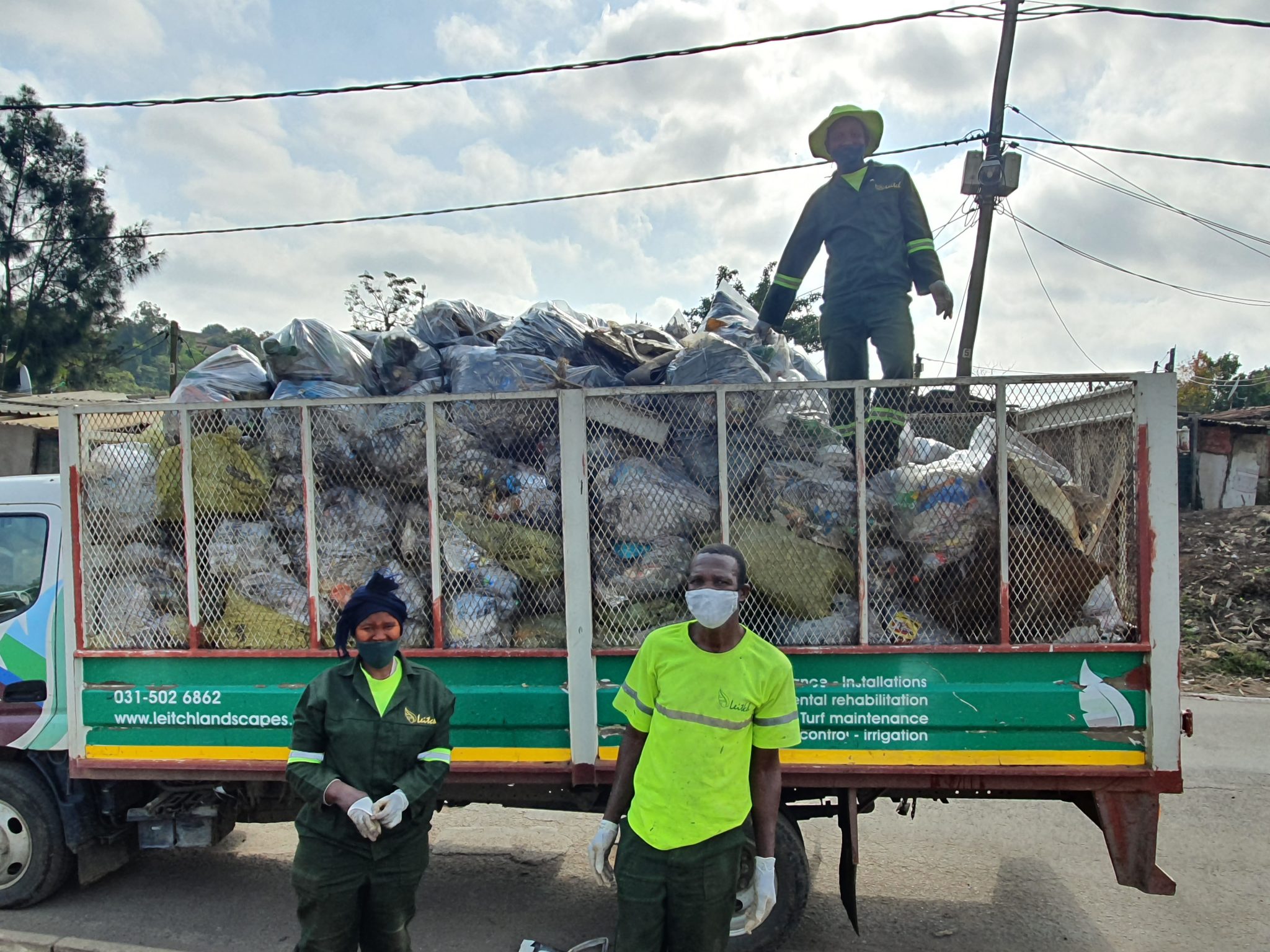 TONGAAT HULETT GIVES BACK AND JOINS ETHEKWINI MUNICIPALITY IN A